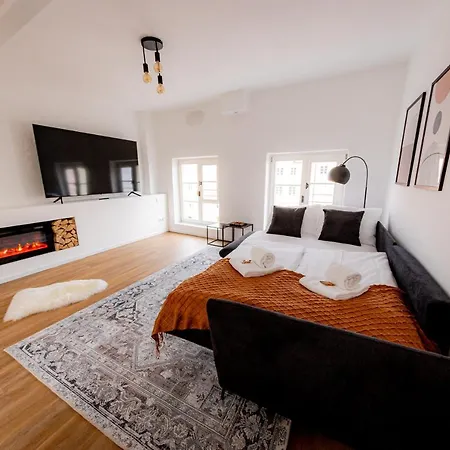 Highlight Am Stadtplatz - C4s Come4stay - 2 I Bis Zu 5 Gaeste * Muehldorf am Inn