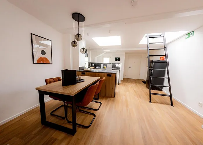 Highlight Am Stadtplatz - C4s Come4stay - 2 I Bis Zu 5 Gaeste Lägenhet Mühldorf